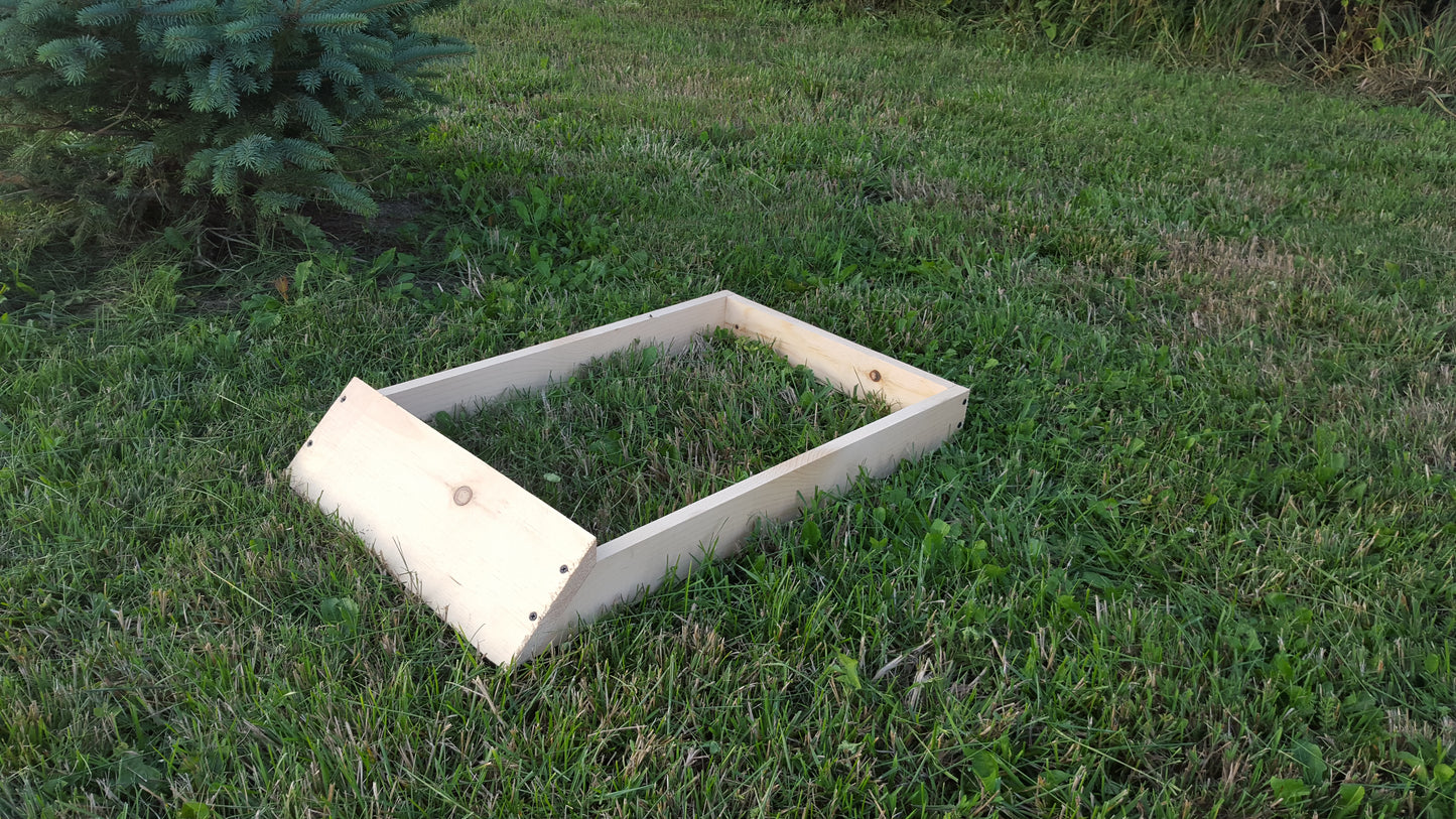 Pine Hive Stand