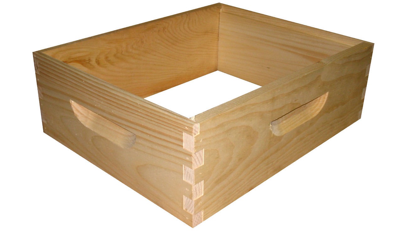 Medium Waxed Box Assembled Pine
